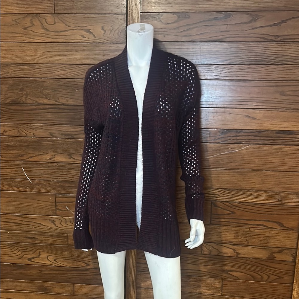 Elegant Maroon Open-Knit Cardigan